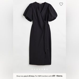 H&M wrap dress with balloon sleeves. Size XS. NWT!